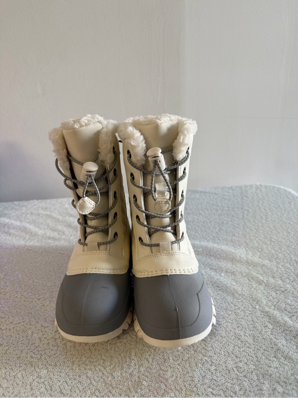Kids Winter Snow Boots - Cream and Gray